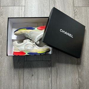 Chanel trainer shoes with heel protection